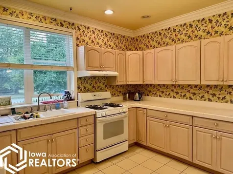 1845 Crystal Springs Lane Fairfield IA 52556