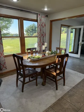 379 460th Avenue Grinnell IA 50112