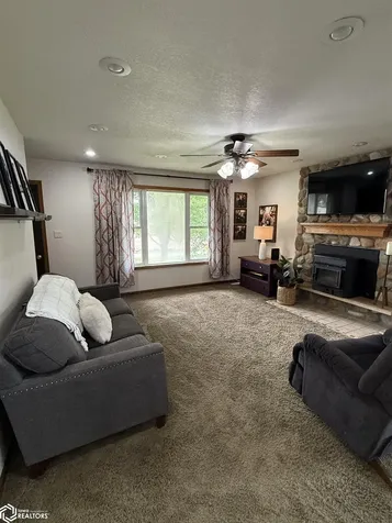 379 460th Avenue Grinnell IA 50112