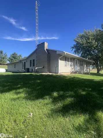 379 460th Avenue Grinnell IA 50112