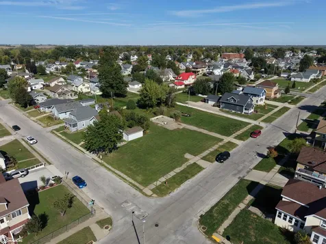 709 W State Street Marshalltown IA 50158