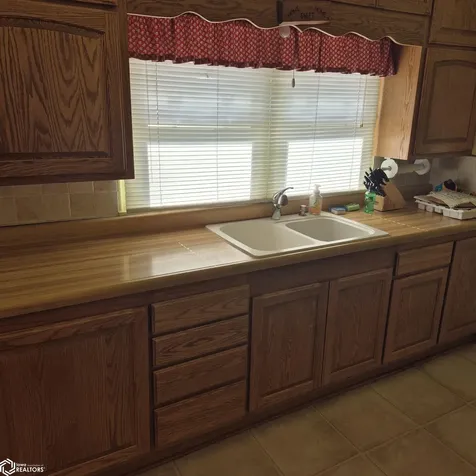 444 Crestview Ottumwa IA 52501