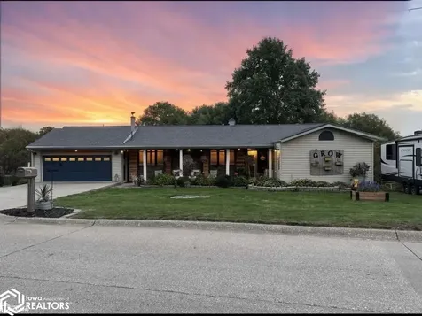 1007 W Spring Street Sigourney IA 52591