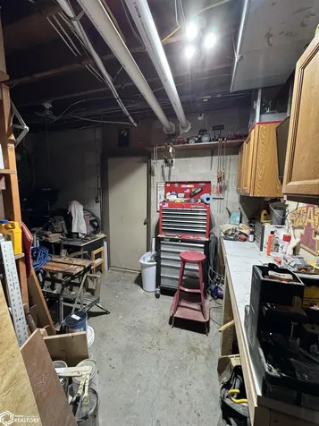1007 W Spring Street Sigourney IA 52591
