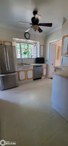 415 10th Fort Madison IA 52627