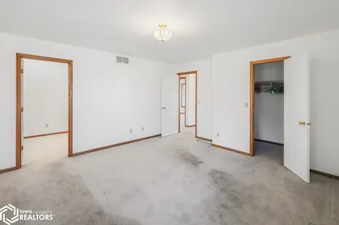 10 Bell Drive Ottumwa IA 52501