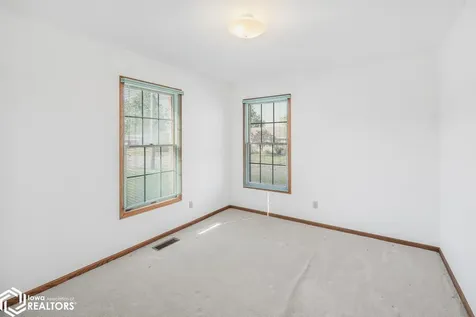 10 Bell Drive Ottumwa IA 52501