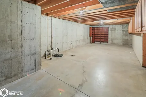 10 Bell Drive Ottumwa IA 52501