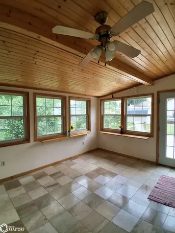 301 N 6th Street Fairfield IA 52556