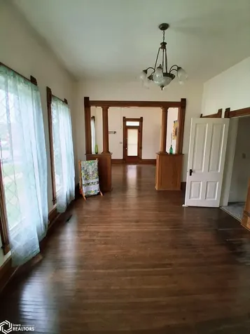 301 N 6th Street Fairfield IA 52556