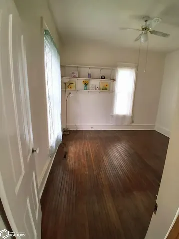 301 N 6th Street Fairfield IA 52556