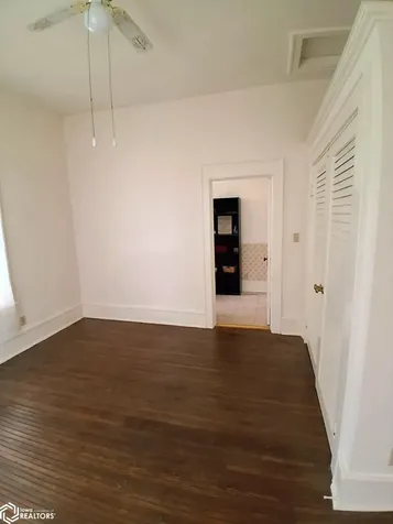301 N 6th Street Fairfield IA 52556