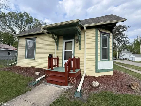 301 N 6th Street Fairfield IA 52556
