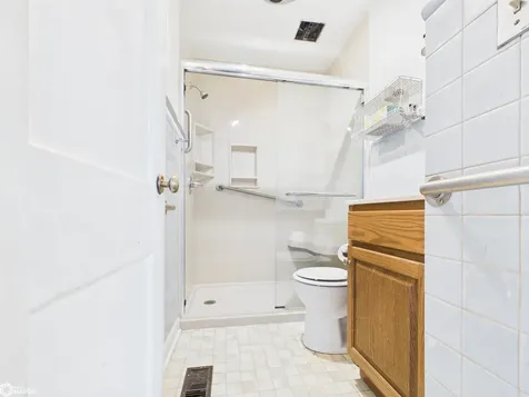 402 Hawthorne Place Keokuk IA 52632