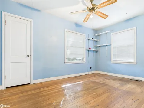 402 Hawthorne Place Keokuk IA 52632
