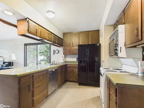 402 Hawthorne Place Keokuk IA 52632