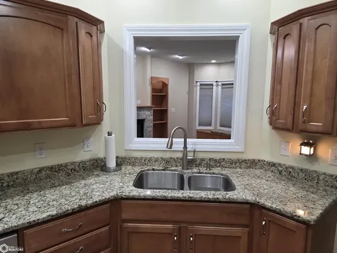 1614 Cambridge Drive Burlington IA 52601