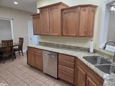 1614 Cambridge Drive Burlington IA 52601