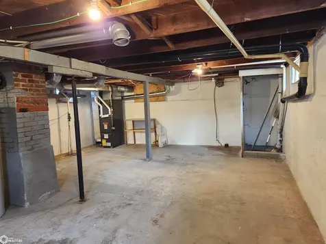 505 Mowery Street Traer IA 50675