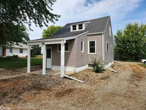 505 Mowery Street Traer IA 50675