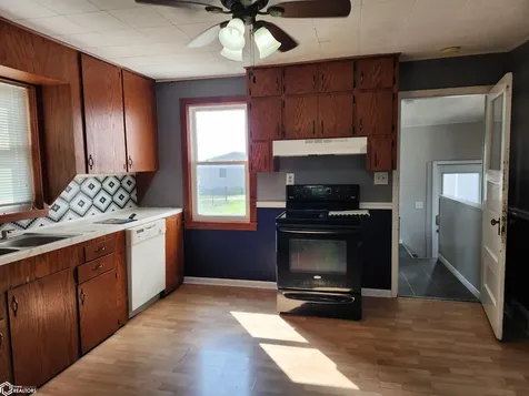 505 Mowery Street Traer IA 50675