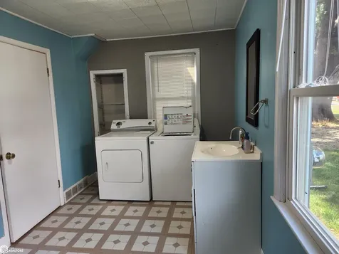 505 Mowery Street Traer IA 50675