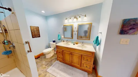 1980 Libertyville Road Fairfield IA 52556