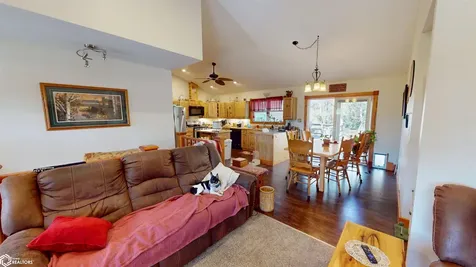 1980 Libertyville Road Fairfield IA 52556
