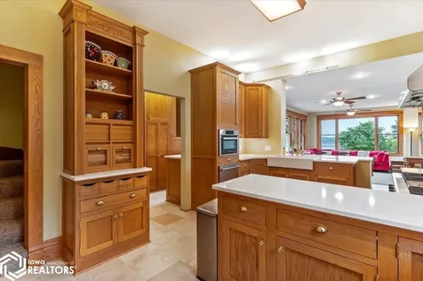 729 Grand Avenue Keokuk IA 52632