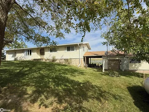 16040 Route W40 Bonaparte IA 52630
