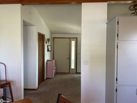 16040 Route W40 Bonaparte IA 52630
