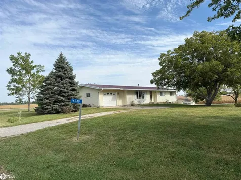 16040 Route W40 Bonaparte IA 52630