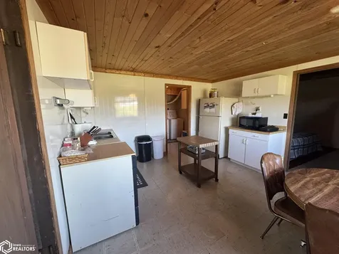 10551 160th Avenue Moravia IA 52571