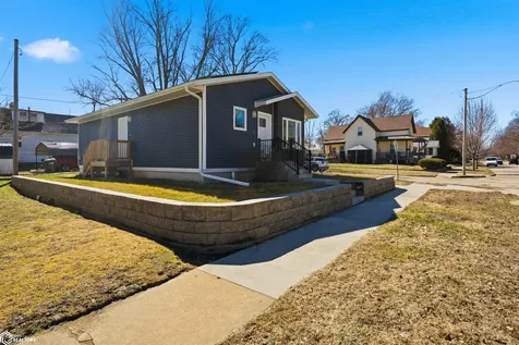 236 Avenue E Fort Madison IA 52627