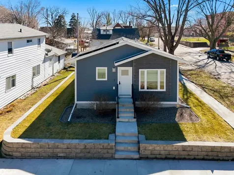 236 Avenue E Fort Madison IA 52627