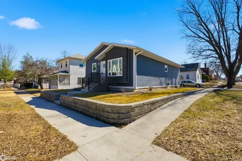 236 Avenue E Fort Madison IA 52627