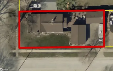1038 S Starr Avenue Burlington IA 52601