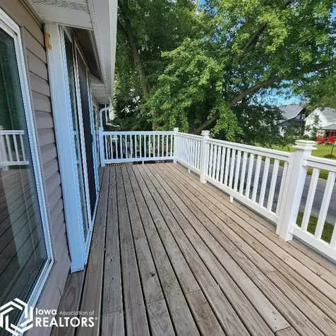604 W Boone Street Marshalltown IA 50158