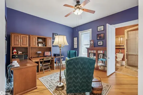 1204 3rd Avenue Grinnell IA 50112