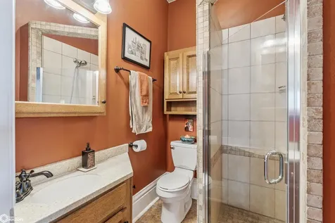 1204 3rd Avenue Grinnell IA 50112
