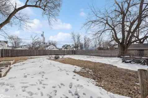1204 3rd Avenue Grinnell IA 50112