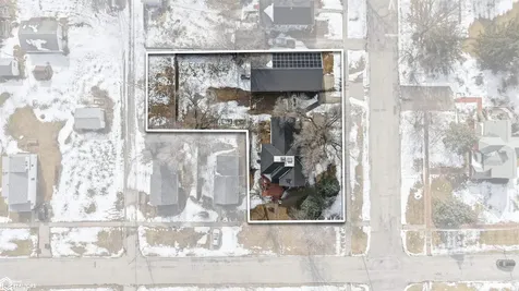 1204 3rd Avenue Grinnell IA 50112