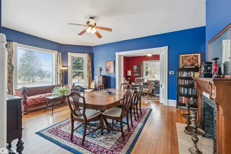 1204 3rd Avenue Grinnell IA 50112