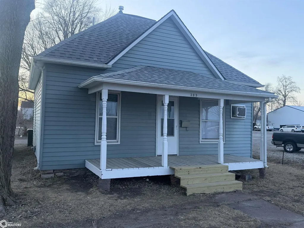 309 S Madison Avenue Ottumwa IA 52501