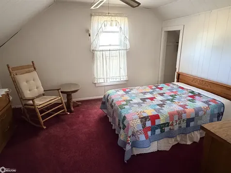 804 S 4th Street Fairfield IA 52556