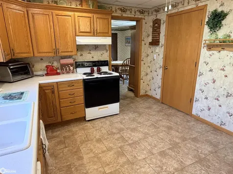 804 S 4th Street Fairfield IA 52556
