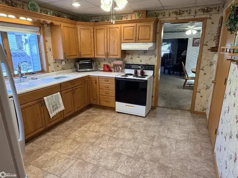 804 S 4th Street Fairfield IA 52556