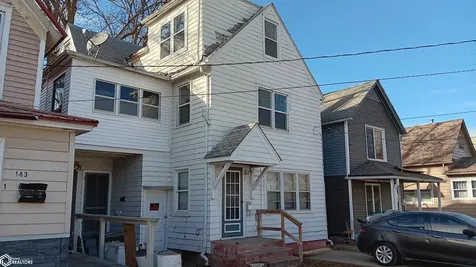 147 N Ward Street Ottumwa IA 52501