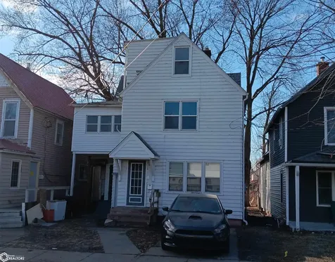 147 N Ward Street Ottumwa IA 52501