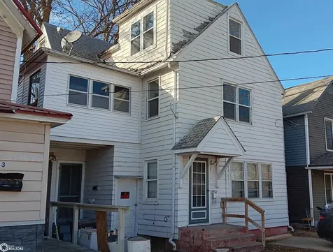147 N Ward Street Ottumwa IA 52501